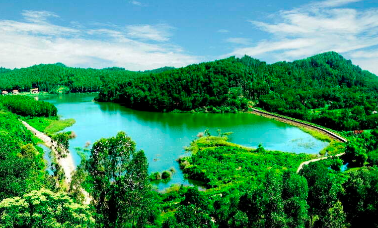 Hồ Đồng Chương - điểm tham quan mới ở Ninh Bình