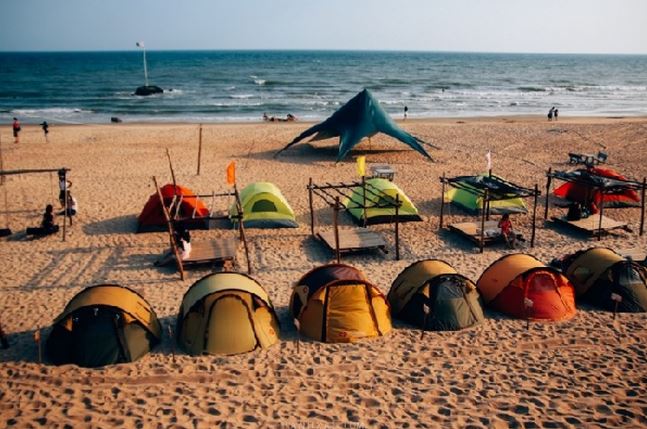 Camping bãi biển